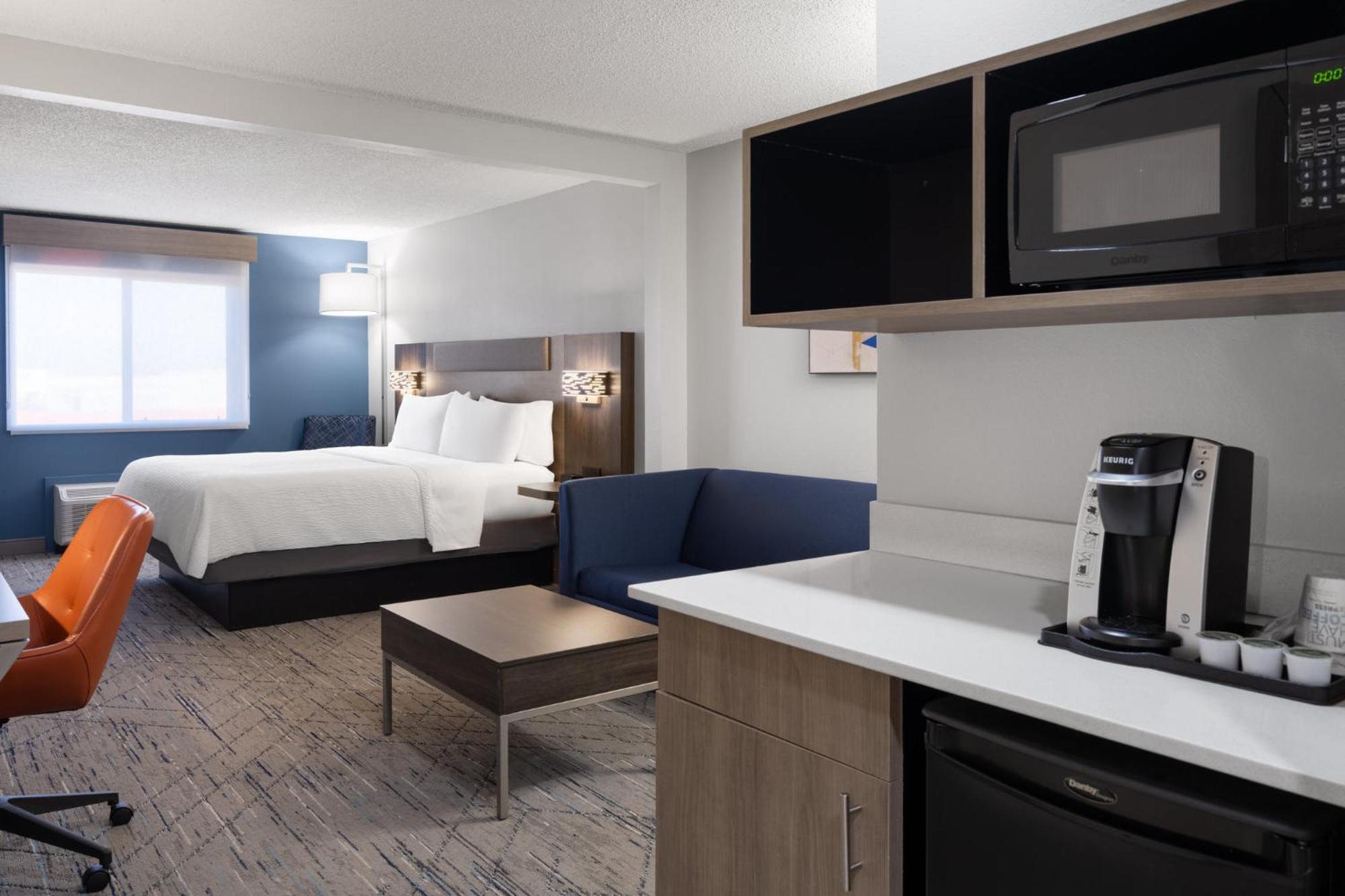 Holiday Inn Express & Suites Midwest City By Ihg Extérieur photo